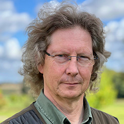 HUBERT SAUNUS Portrait