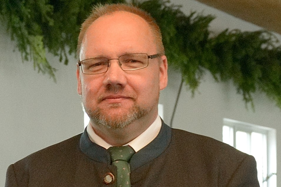 HENDRIK SCHUBERT Portrait